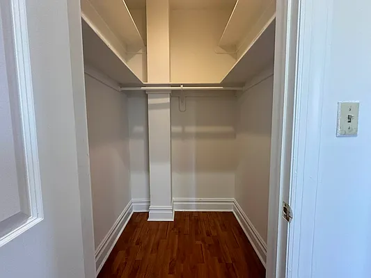 Rented by Horowitz Real Estate | media 9