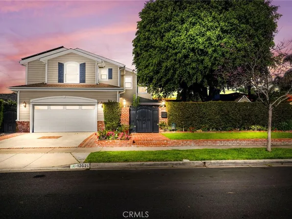 12021 Old Mill Rd, Los Alamitos, CA 90720