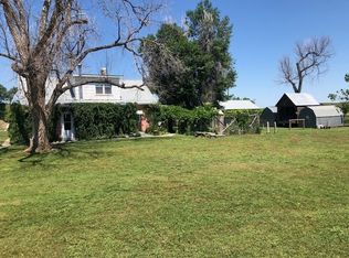 235 Ash St, Fairburn, SD 57738