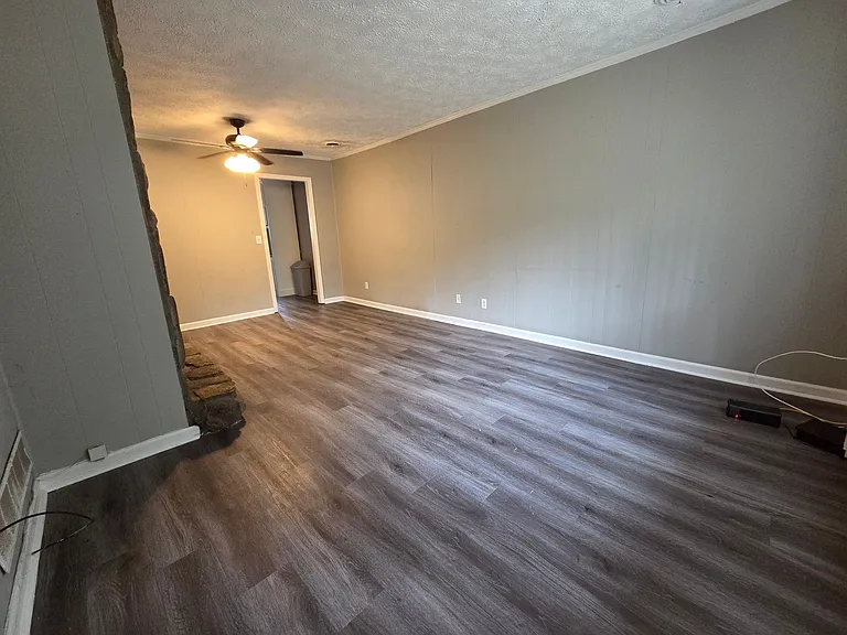 82 Cedar Dr #A — Photo 2