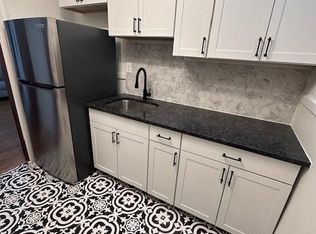 33325 Grand River Ave APT 3, Farmington, MI 48336