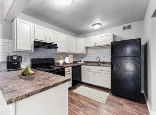 Treetop Lodge, Overland Park, KS 66214