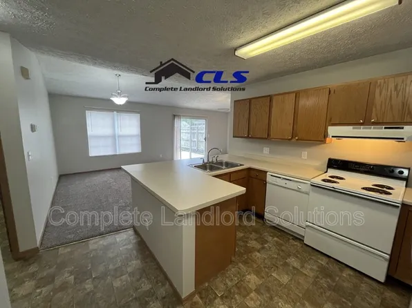 567 Farrington St, Terre Haute, IN 47807