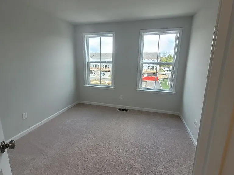 220 Bulkhead Pl — Photo 15