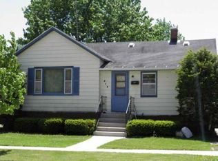 415 E Main St, Plymouth, WI 53073