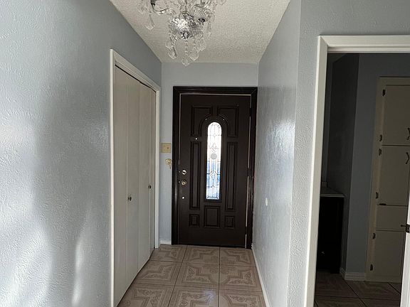 3rd image of 1441 Eastern Heights Dr