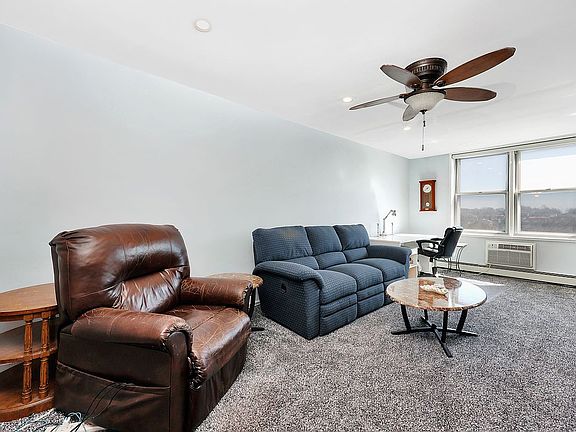3rd image of 54-40 Little Neck Pkwy #6C
