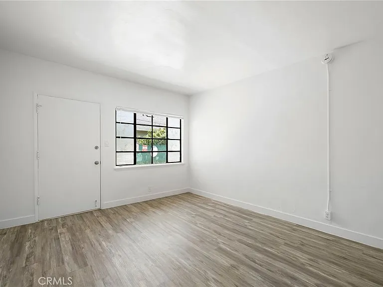 3247 Fletcher Dr #1/4 — Photo 4