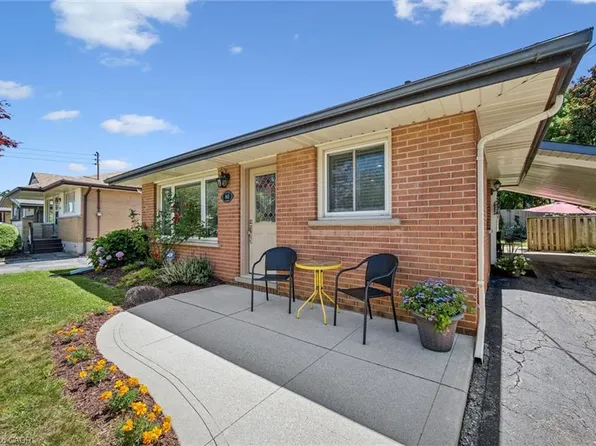 80 Weichel St, Kitchener, ON N2M 2A6