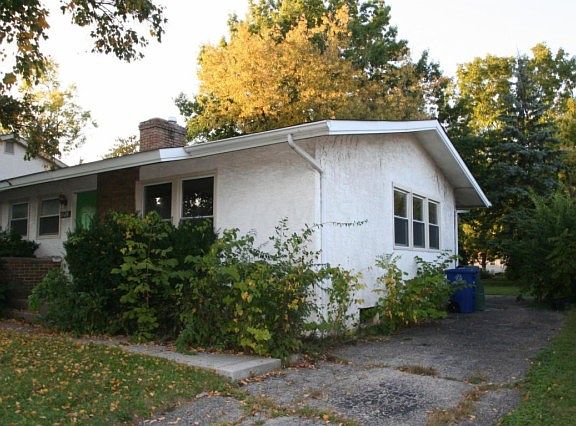 2nd image of 1128 Shady Hill Dr