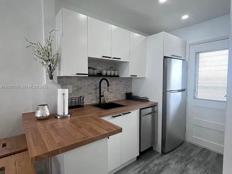 2910 Point East Dr #M609 — Photo 11