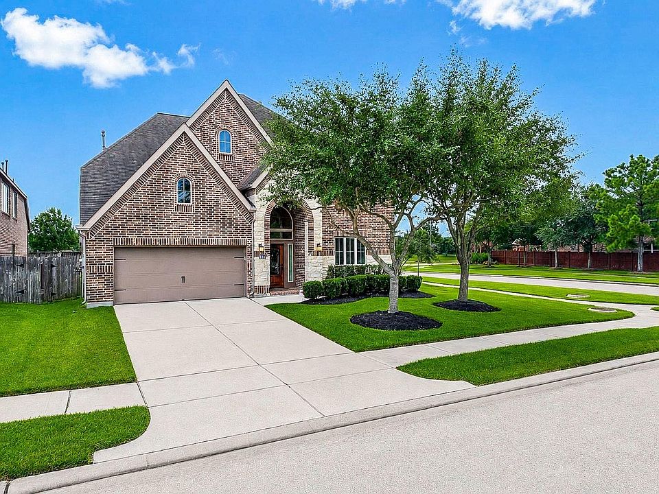 1st image of 4019 Misty Waters Ln