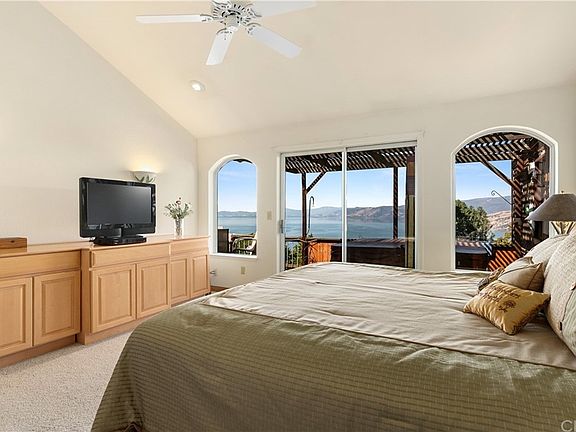 4th image of 3219 Skyline Dr