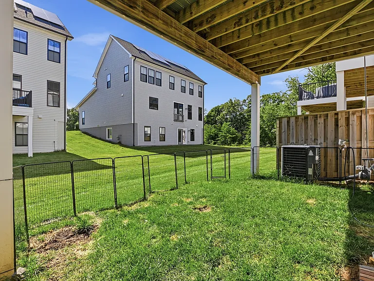 25419 Hartland Orchard Ter — Photo 28