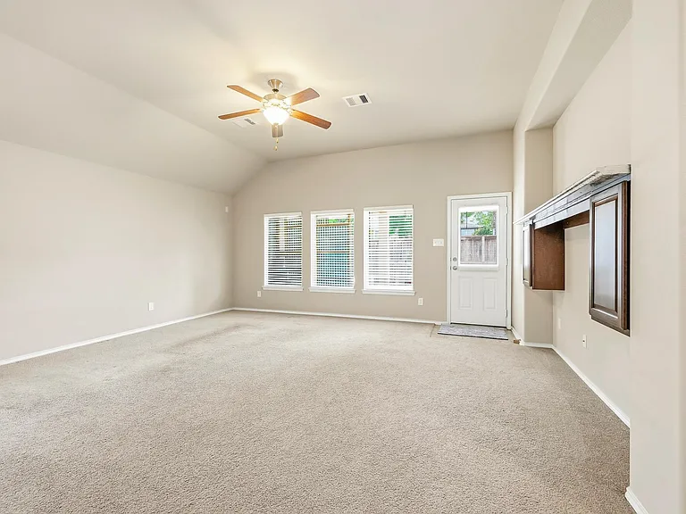 7126 Whitlow Wonder Ln — Photo 17
