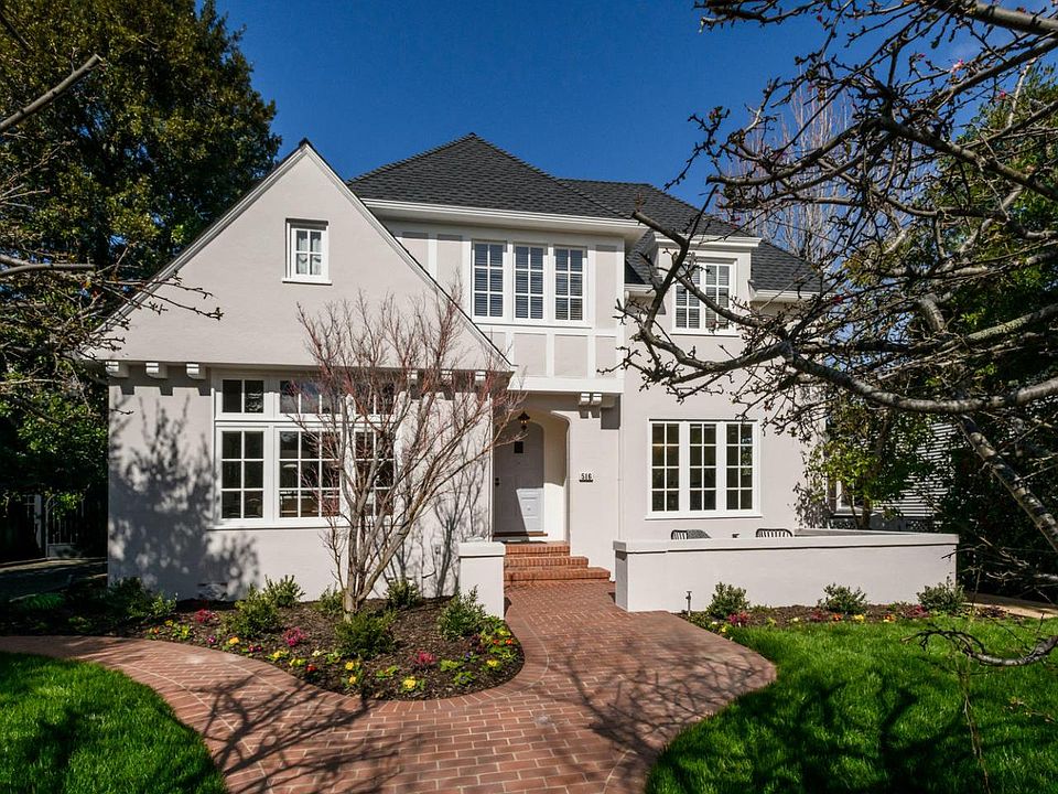 1st image of 516 Clark Dr