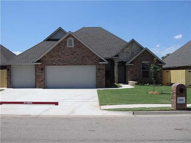 1st image of 2809 Melina Dr