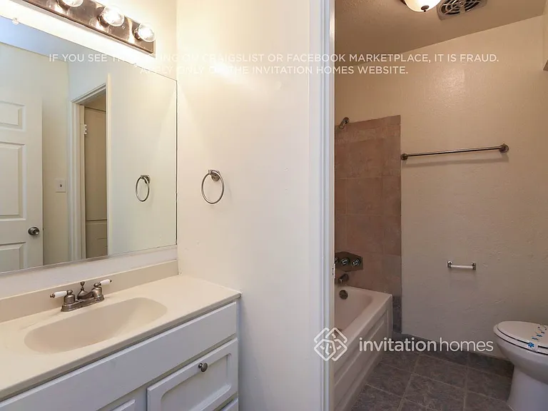 3333 W Maryland Ave — Photo 16