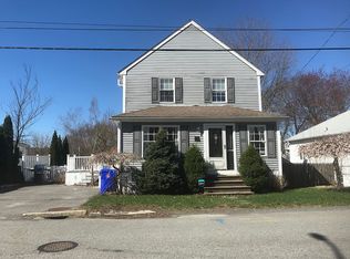 10 Elmore Ave, North Providence, RI 02911