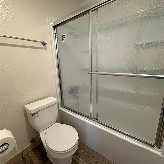 432 Edgehill Ln — Photo 12