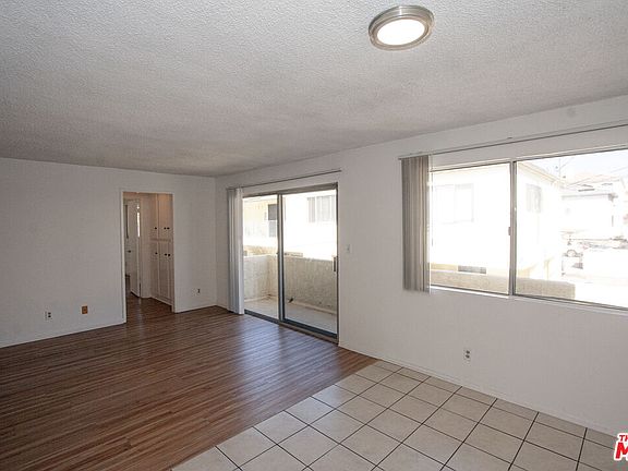 4th image of 11515 Ohio Ave APT 3