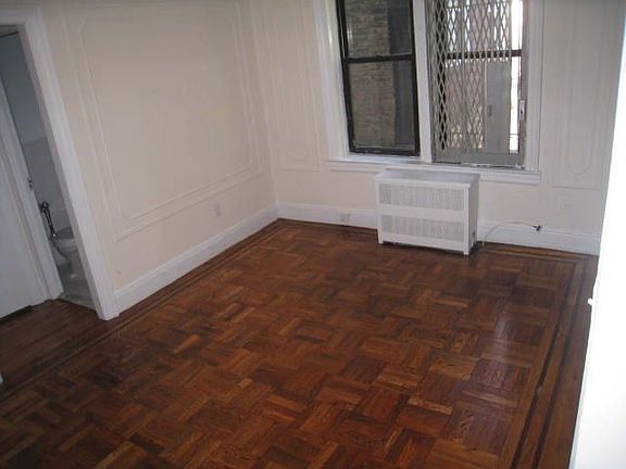 5th image of 4115 60th St #2A