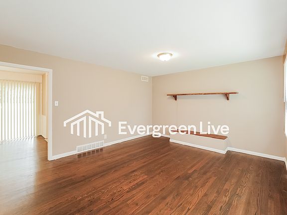 5th image of 8716 Kentucky Ave