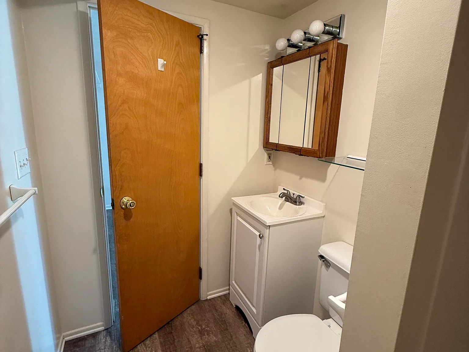 Studio, 350 sqft, $995 — Photo 4