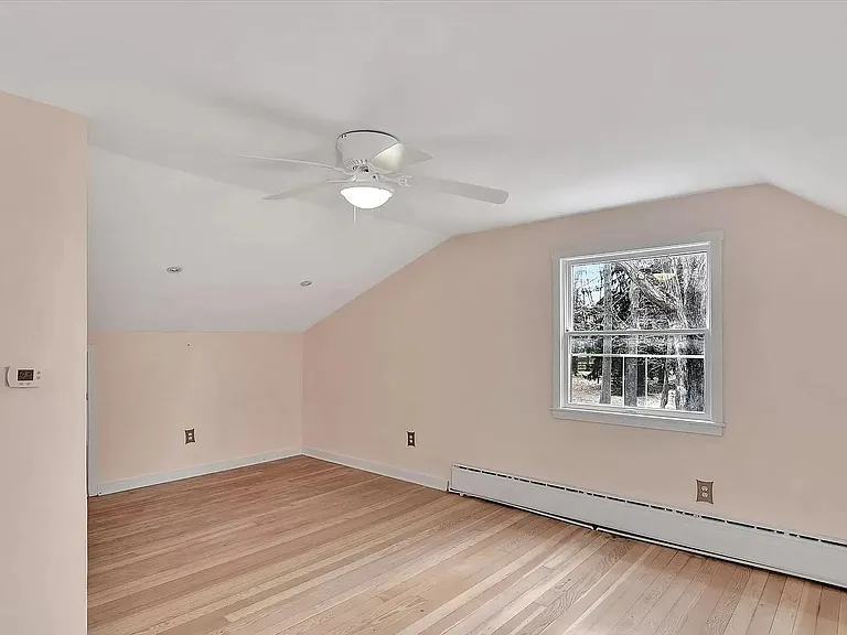 245 Perrineville Rd — Photo 7
