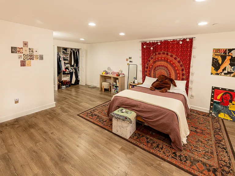 Third Bedroom with private entrance