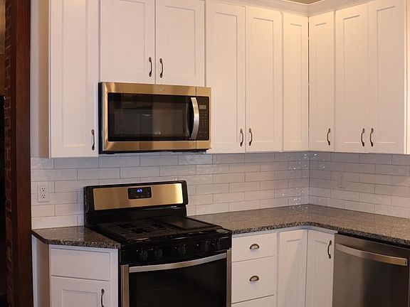 3rd image of 834 Prospect Ave APT 1
