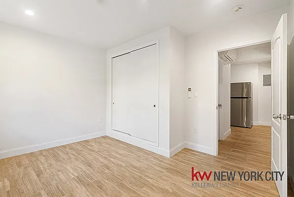 Rented by Keller Williams NYC | media 25