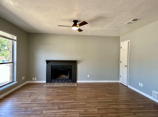 147 Allencrest Dr #A, Fort Worth, TX 76108