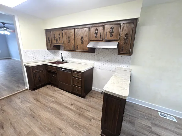 469 W 28th St #1, Chicago, IL 60616