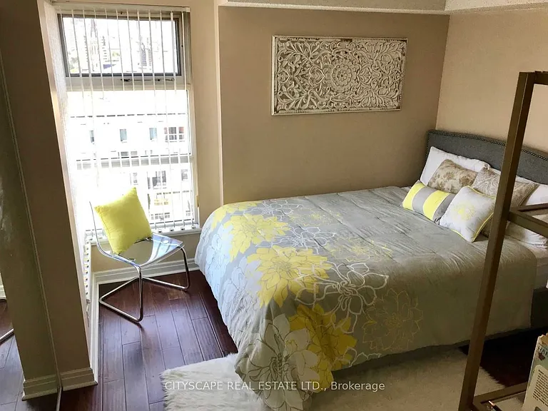 50 Lombard St #1705 — Photo 17