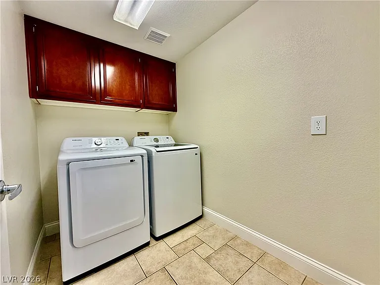 3347 Chesterbrook Ct — Photo 12