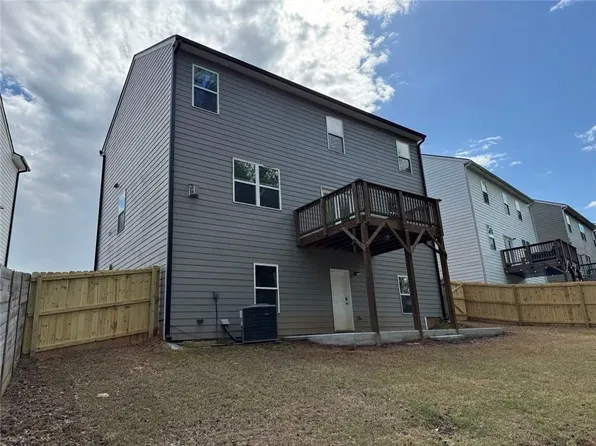 146 Silver Birch Pass, Newnan, GA 30265