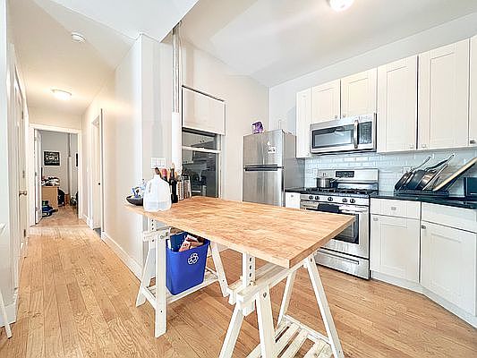 2nd image of 515 6th Ave #1A