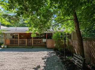 481 Beach Pond Rd, Wolfeboro, NH 03894