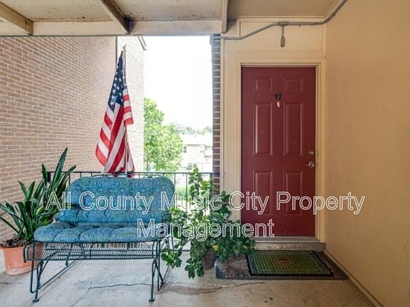 2nd image of 515 Basswood Ave APT J-92