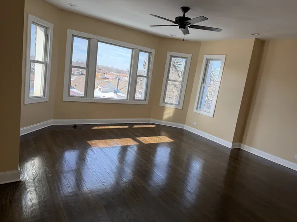 8151 S Wood St, Chicago, IL