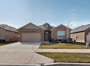 8517 Centerboard Ln, Fort Worth, TX 76179