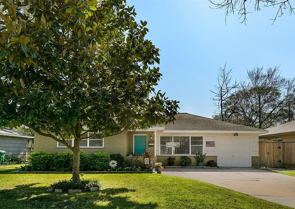 1st image of 9609 Westview Dr