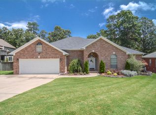 717 Lasalle Dr, Little Rock, AR 72211
