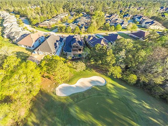 3rd image of 2908 S Cotswold Manor Dr