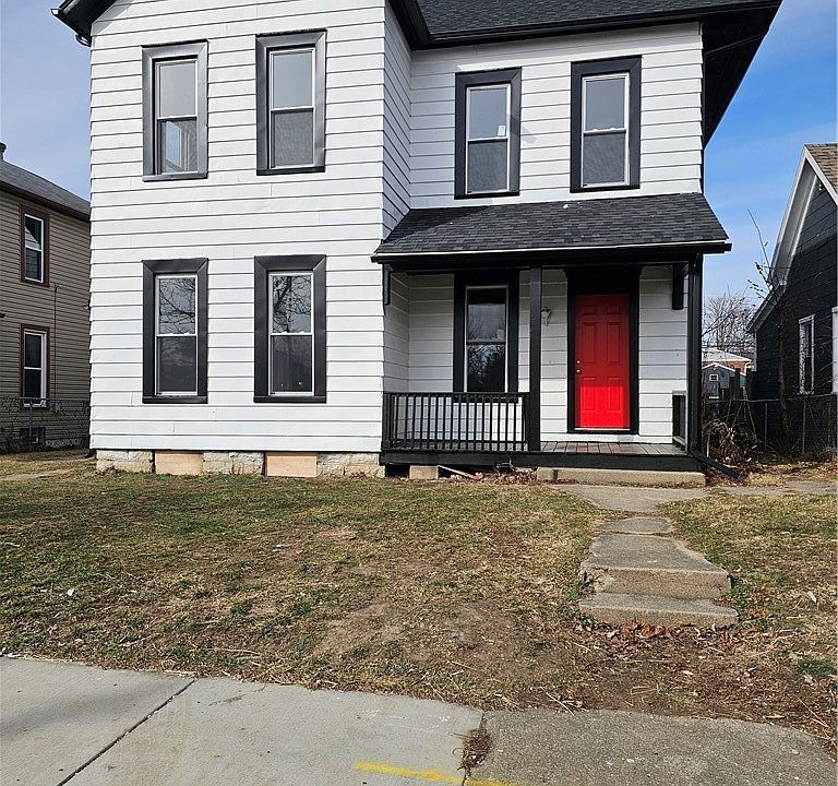 1st image of 35 Vincent St