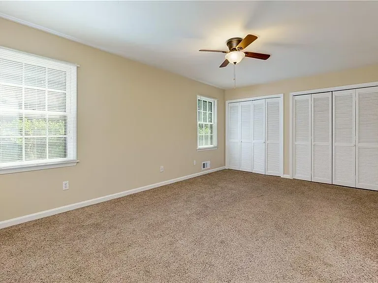 2890 Carrollton Ct — Photo 17