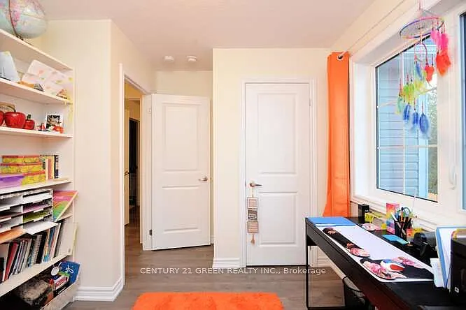 150 Winters Way — Photo 36