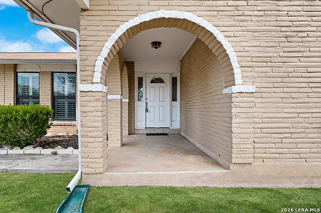 3 bed, 2.0 bath, 1654 sqft, $1,500 — Photo 3