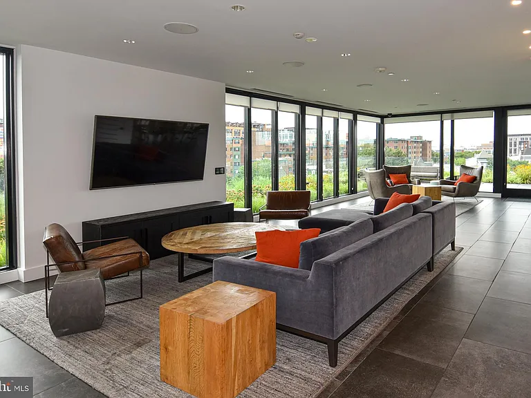 57 N St NW #301 — Photo 35